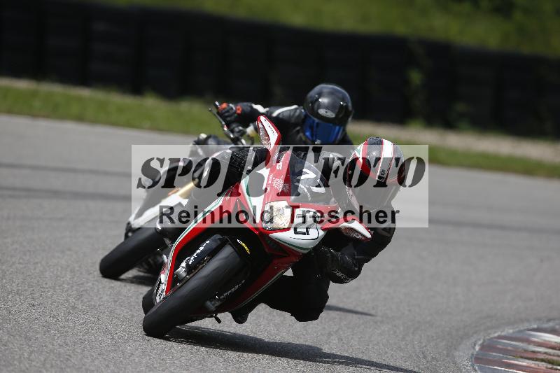 /Archiv-2024/29 12.06.2024 MOTO.CH Track Day ADR/Gruppe gelb/77